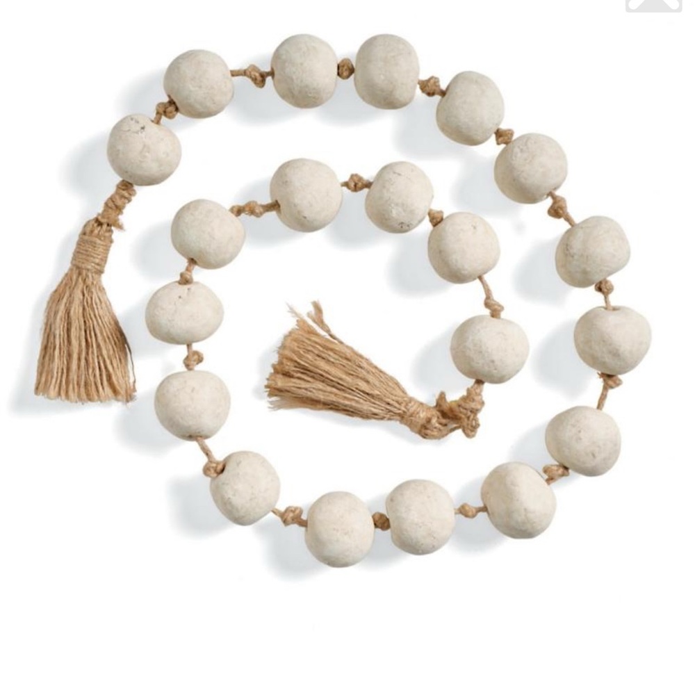 Frontgate Cream Beaded Garland with Tassels - NWT - Picture 2 of 9